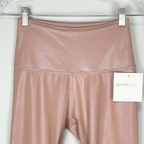 Beyond Yoga Womens Pearlized High Waisted Midi Legging Brazen Blush size Small - Picture 7 of 16